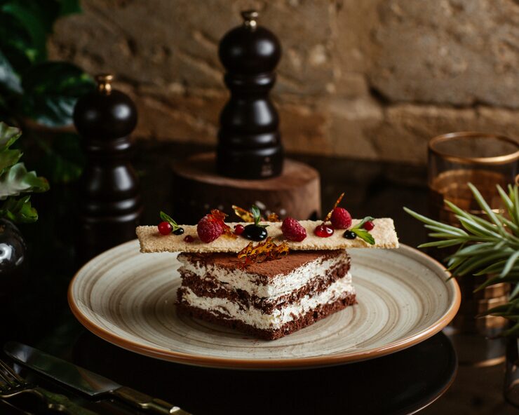 Tiramisu cake