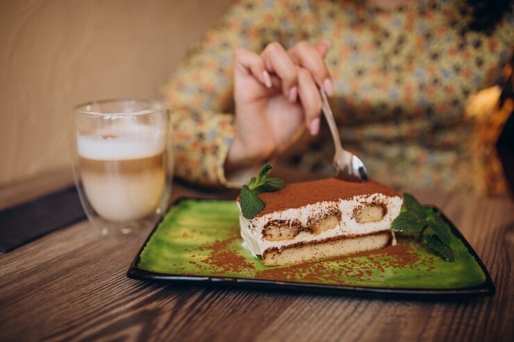 Tiramisu cake